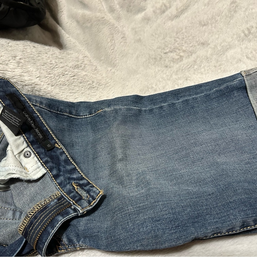Calvin Klein Women's Blue Jean shorts